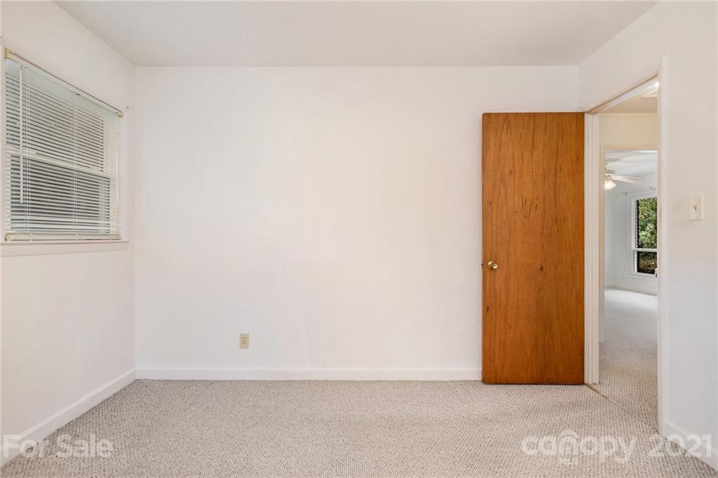 4416 Raney Way Charlotte, NC 28205 - Photo 15 of 20 Gallery Image 15