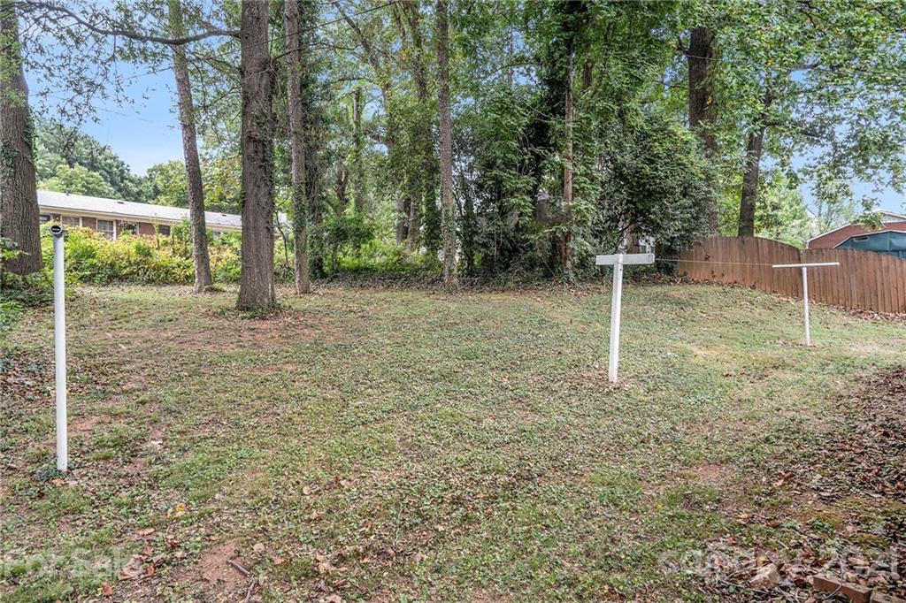 4416 Raney Way Charlotte, NC 28205 - Photo 19 of 20 Gallery Image 19