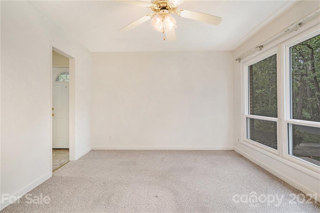 4416 Raney Way Charlotte, NC 28205 - Photo 5 of 20 Gallery Image 5