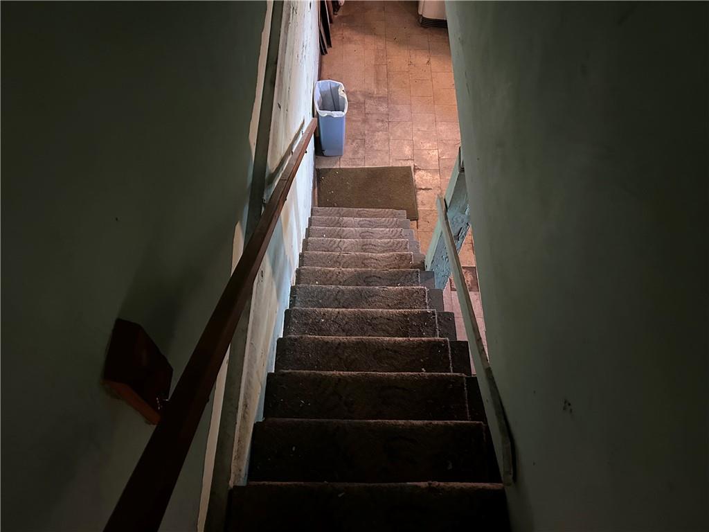 102 East 2nd Street Grindstone, PA 15442 - Photo 13 of 20 a view of entryway