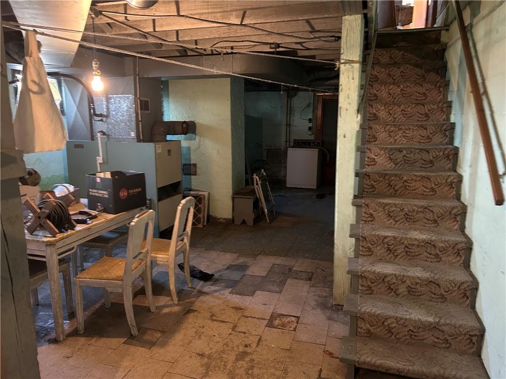 102 East 2nd Street Grindstone, PA 15442 - Photo 14 of 20 a view of a chairs and table in the patio