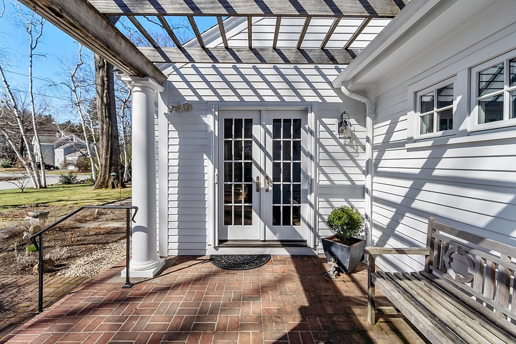 2 Robandy Road Andover, MA 01810 - Photo 4 of 42 Gallery Image 4