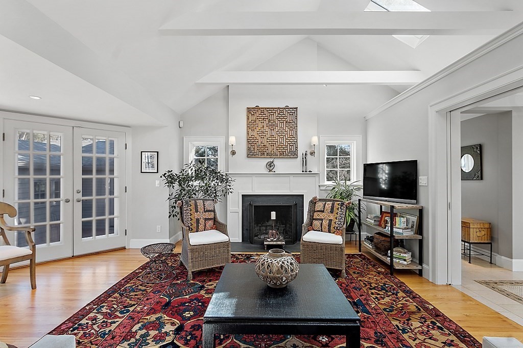 2 Robandy Road Andover, MA 01810 - Photo 8 of 42 Gallery Image 8