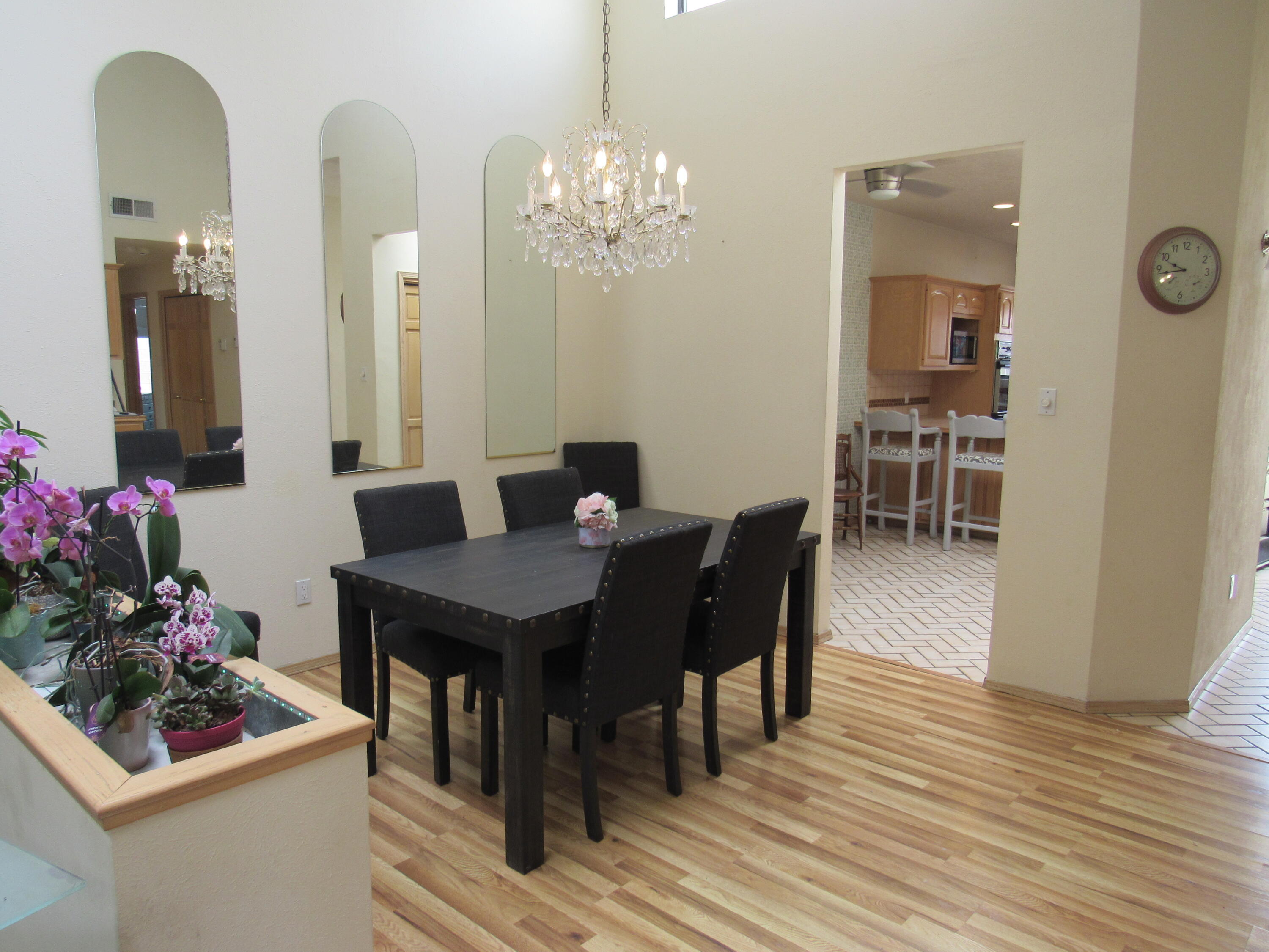 9917 Denali Road Northeast Albuquerque, NM 87111 - Photo 15 of 38 Gallery Image 15