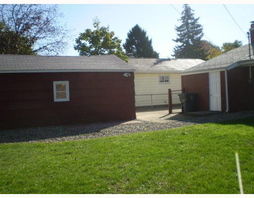 2621 Edison Road South Bend, IN 46615 - Photo 4 of 8 Gallery Image 4