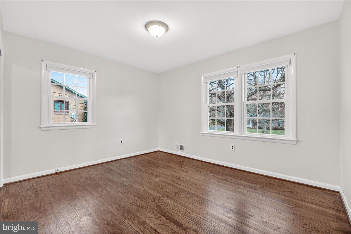 15016 Timberlake Drive Silver Spring, MD 20905 - Photo 29 of 46 Second bdrm on main level