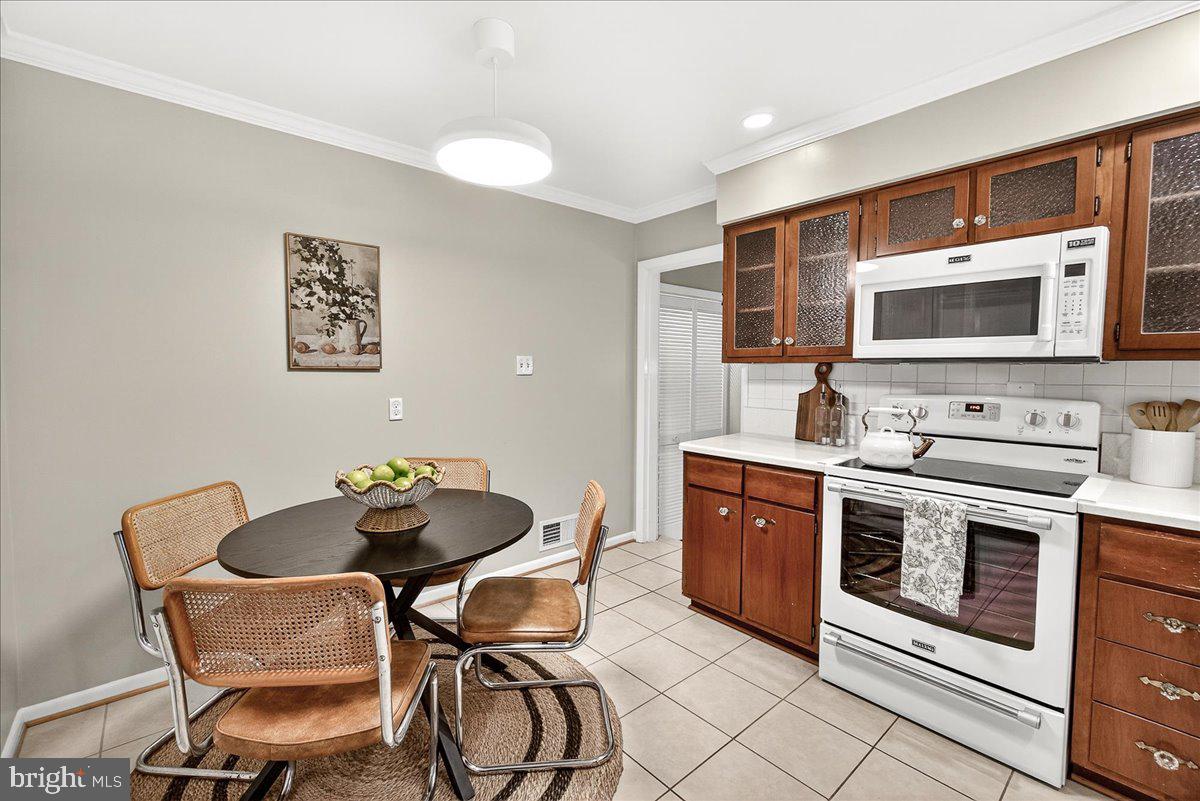 15016 Timberlake Drive Silver Spring, MD 20905 - Photo 10 of 46