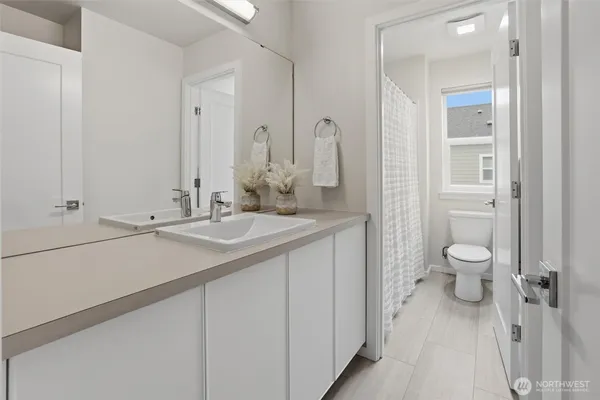 $898,000 | 31828 Valley Vista Street, Carnation, WA 98014