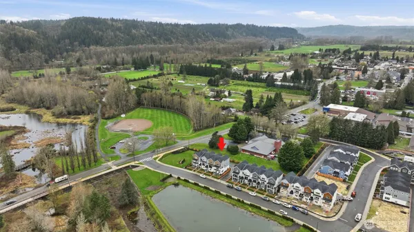 $898,000 | 31828 Valley Vista Street, Carnation, WA 98014