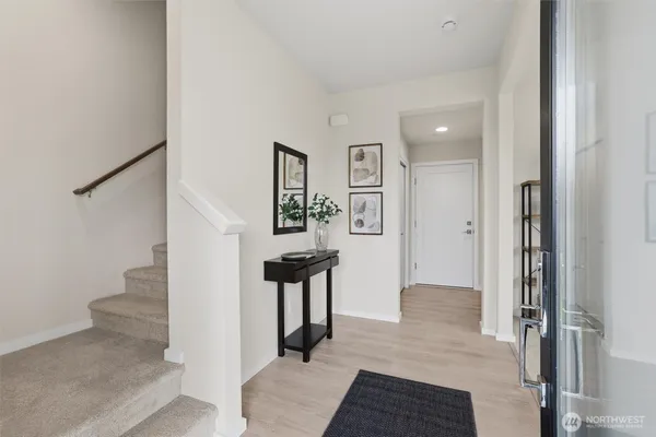 $898,000 | 31828 Valley Vista Street, Carnation, WA 98014