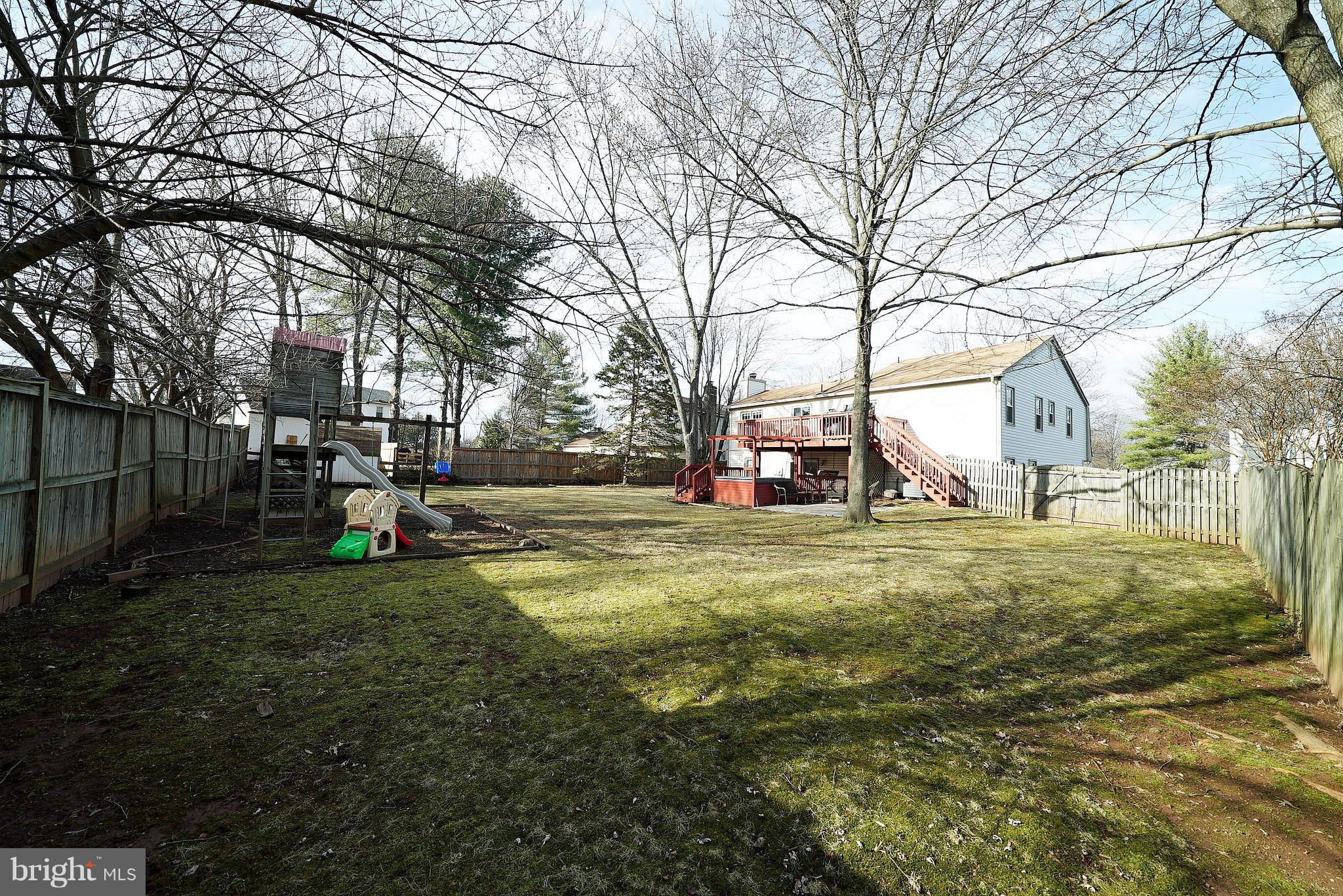 4304 Cub Run Road Chantilly, VA 20151 - Photo 2 of 27 YARD 1