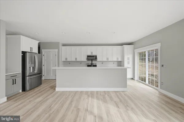 $599,900 | 831 Avanti Drive, Bunker Hill, WV 25413