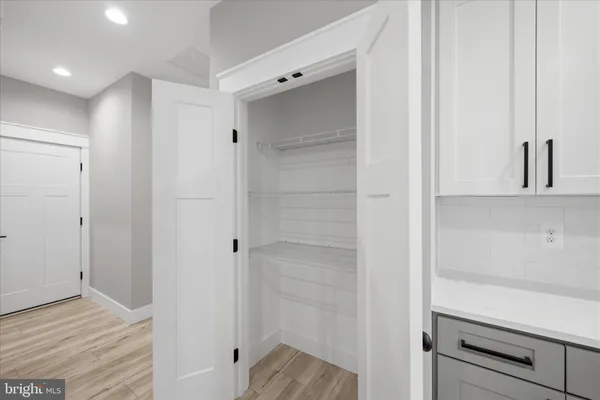 $599,900 | 831 Avanti Drive, Bunker Hill, WV 25413