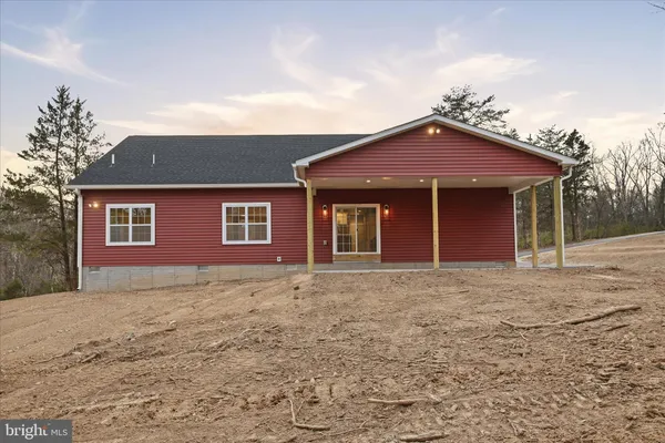 $599,900 | 831 Avanti Drive, Bunker Hill, WV 25413