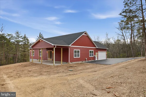 $599,900 | 831 Avanti Drive, Bunker Hill, WV 25413