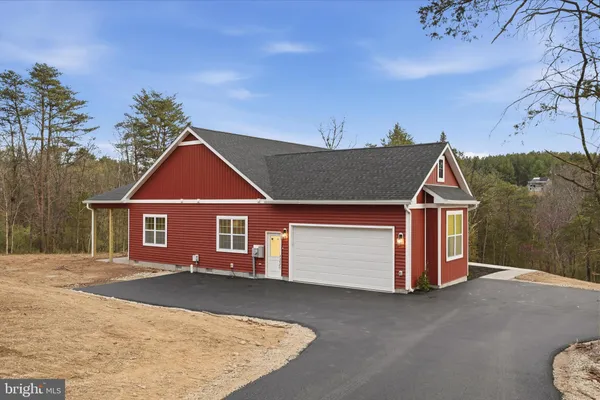 $599,900 | 831 Avanti Drive, Bunker Hill, WV 25413