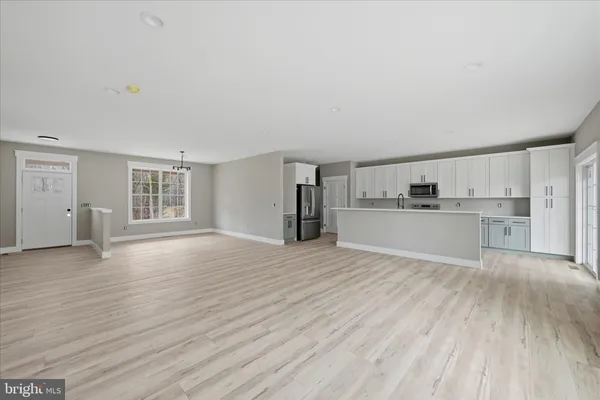 $599,900 | 831 Avanti Drive, Bunker Hill, WV 25413