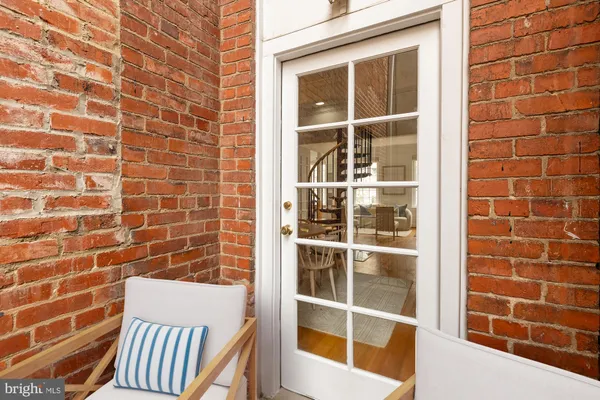 $4,500 | 1704 16th Street Northwest, Unit 5, Washington, DC 20009