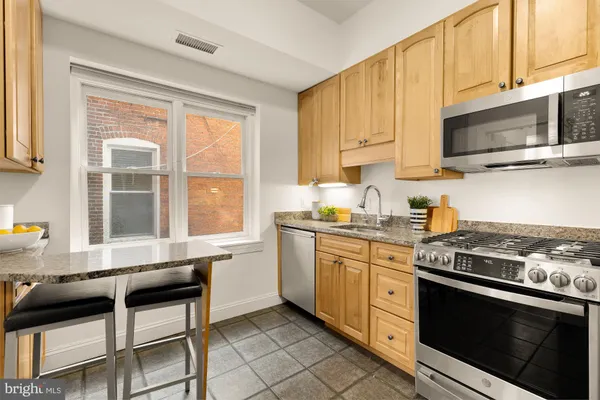 $4,500 | 1704 16th Street Northwest, Unit 5, Washington, DC 20009