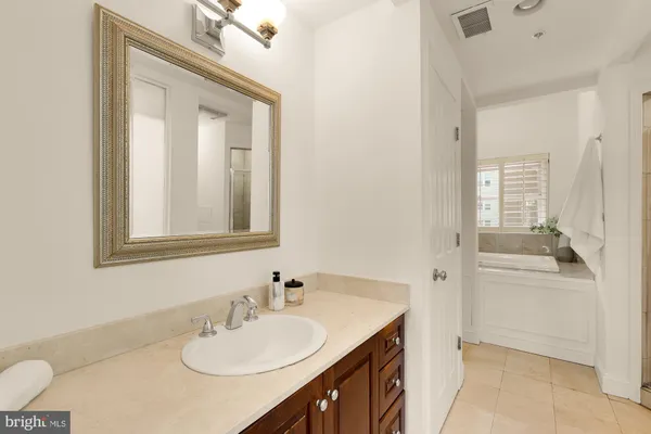 $4,500 | 1704 16th Street Northwest, Unit 5, Washington, DC 20009