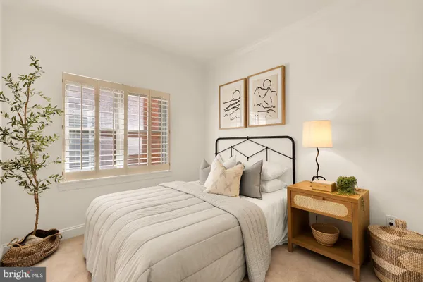 $4,500 | 1704 16th Street Northwest, Unit 5, Washington, DC 20009