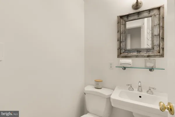 $4,500 | 1704 16th Street Northwest, Unit 5, Washington, DC 20009