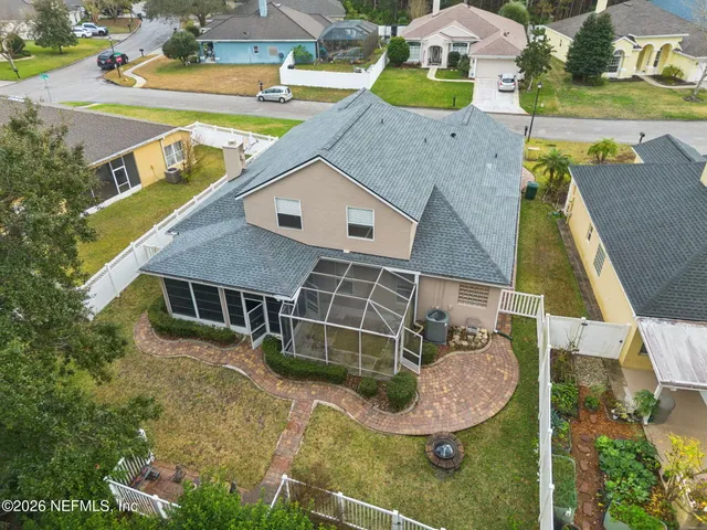 a view of a tennis court