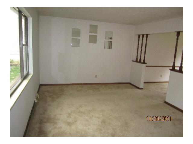 5424 Pine Bluff Road Columbus, OH 43229 - Photo 2 of 15 Gallery Image 2