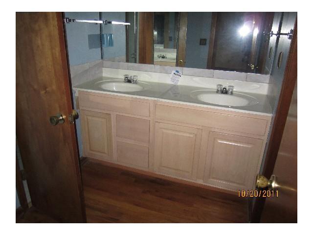 5424 Pine Bluff Road Columbus, OH 43229 - Photo 10 of 15 Gallery Image 10