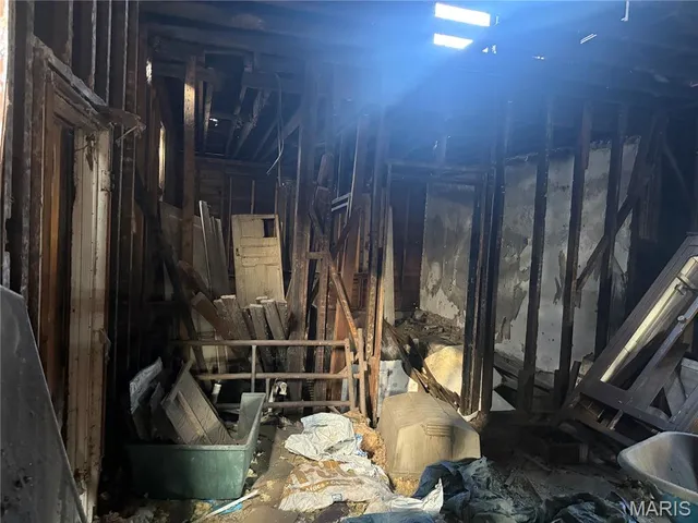 $39,900 | 3851 Illinois Avenue, St. Louis, MO 63118