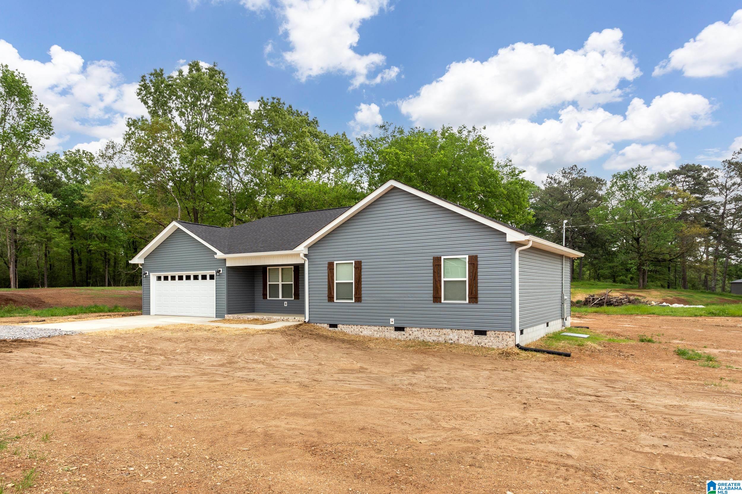 134 Grants Road Ohatchee, AL 36271 - Photo 3 of 31 Gallery Image 3
