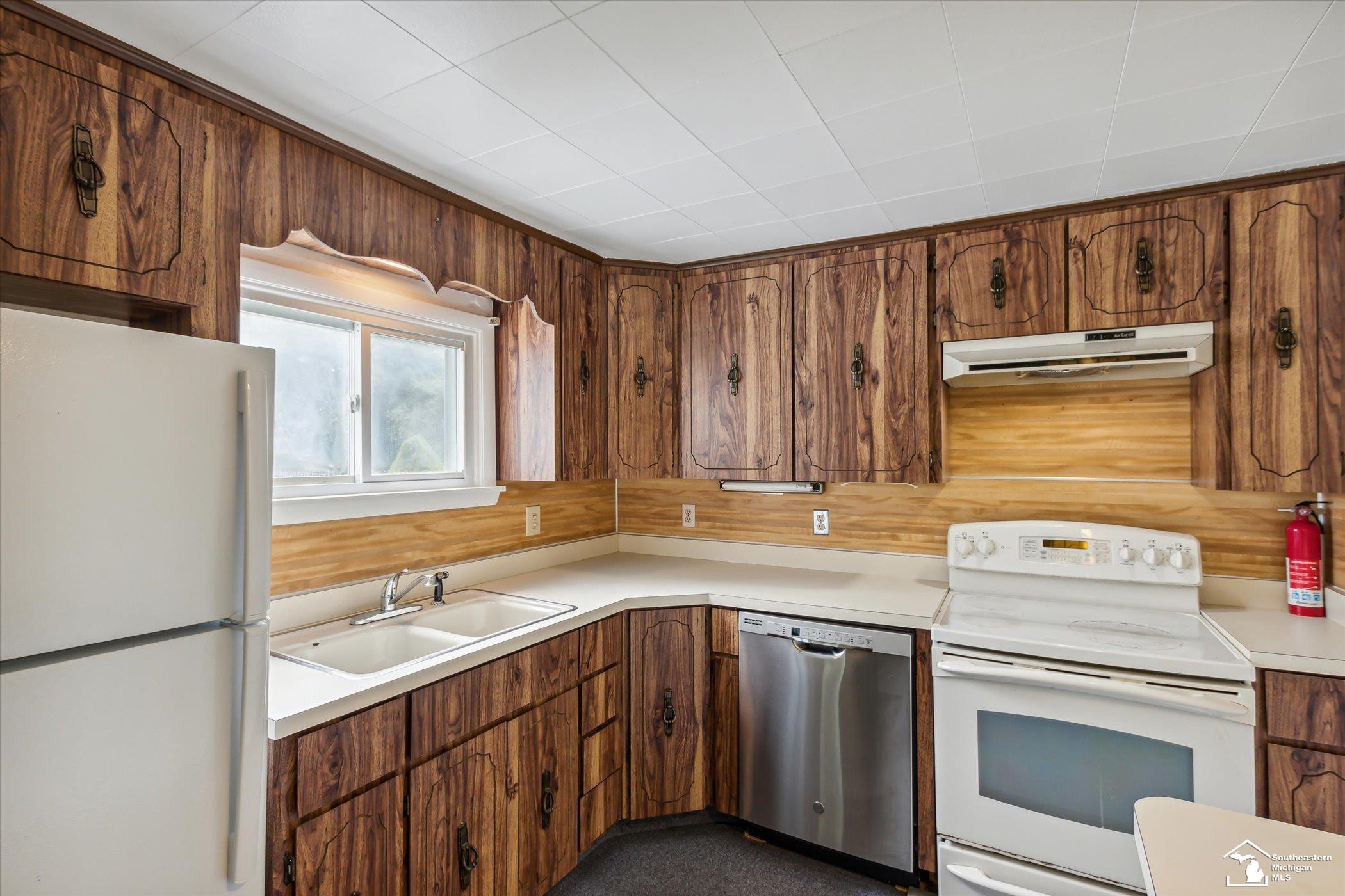 2857 North Custer Road Monroe, MI 48162 - Photo 12 of 91 Gallery Image 12
