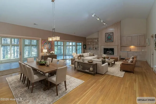 $574,900 | 1015 Cardinal Drive Northwest, Wilson, NC 27896