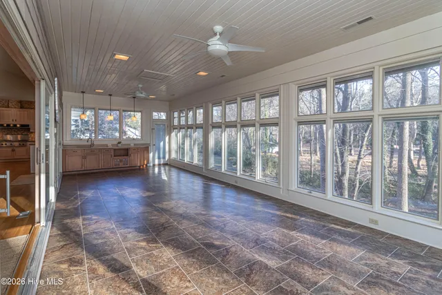 $574,900 | 1015 Cardinal Drive Northwest, Wilson, NC 27896