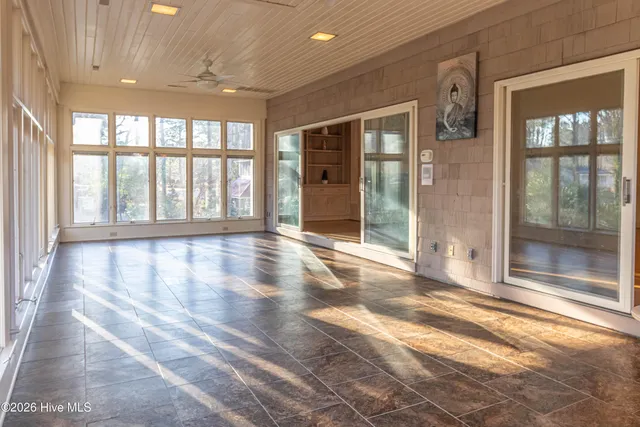 $574,900 | 1015 Cardinal Drive Northwest, Wilson, NC 27896