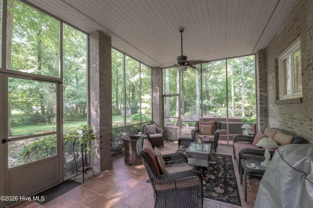 $574,900 | 1015 Cardinal Drive Northwest, Wilson, NC 27896