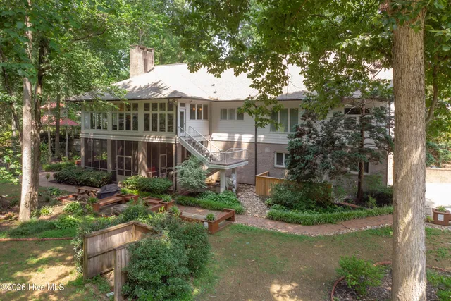 $574,900 | 1015 Cardinal Drive Northwest, Wilson, NC 27896