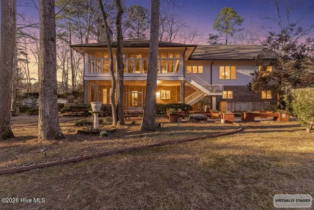 $574,900 | 1015 Cardinal Drive Northwest, Wilson, NC 27896