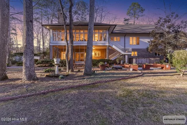 $574,900 | 1015 Cardinal Drive Northwest, Wilson, NC 27896