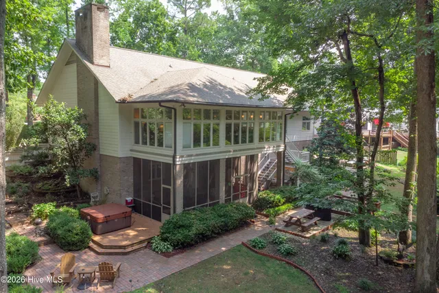 $574,900 | 1015 Cardinal Drive Northwest, Wilson, NC 27896