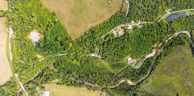 $4,100,000 | 299 Natural Bridge Park Road, Waynesboro, TN 38485