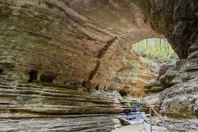 $4,100,000 | 299 Natural Bridge Park Road, Waynesboro, TN 38485