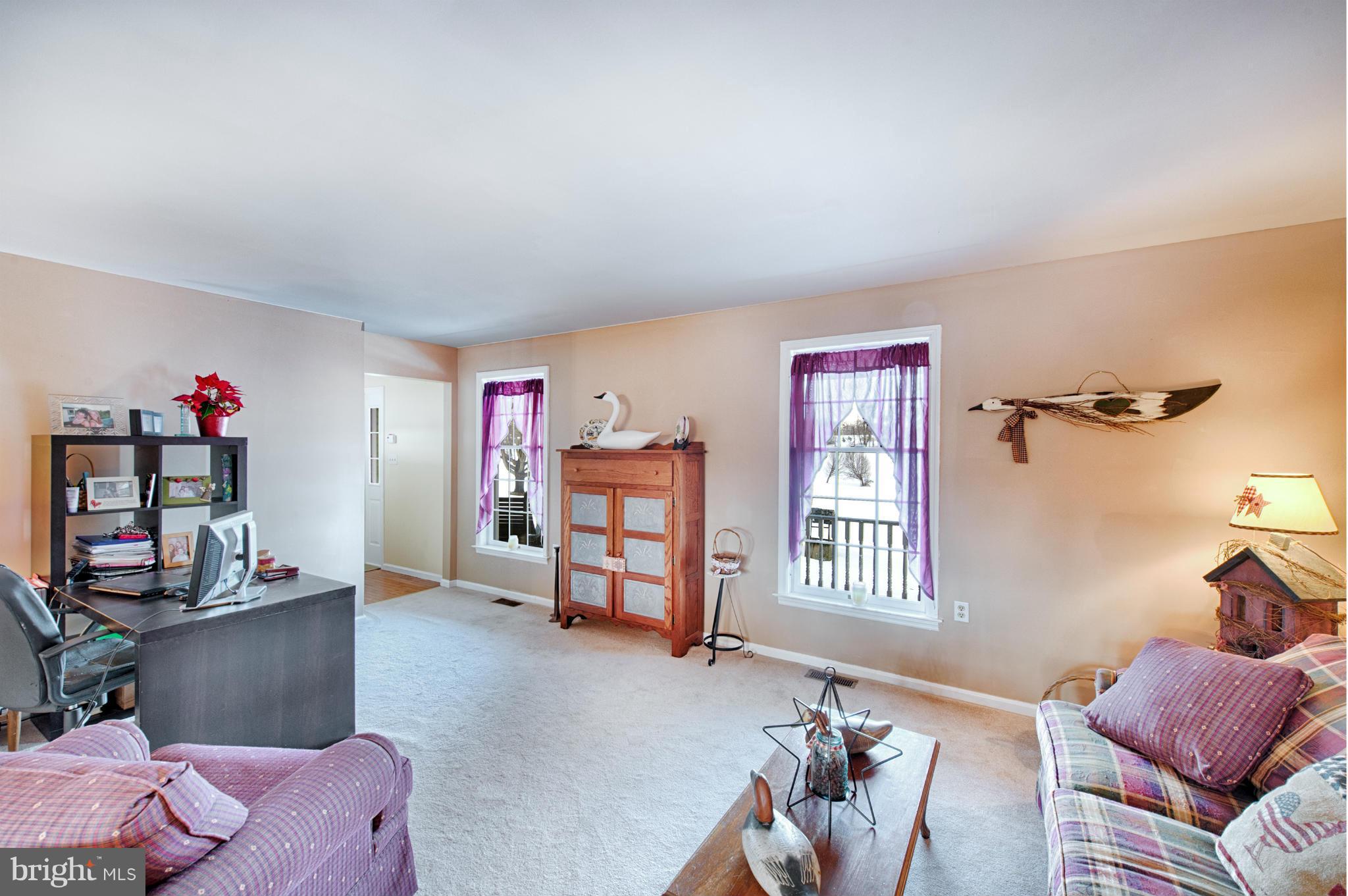 3960 Prospect Road Street, MD 21154 - Photo 7 of 30 Living Room