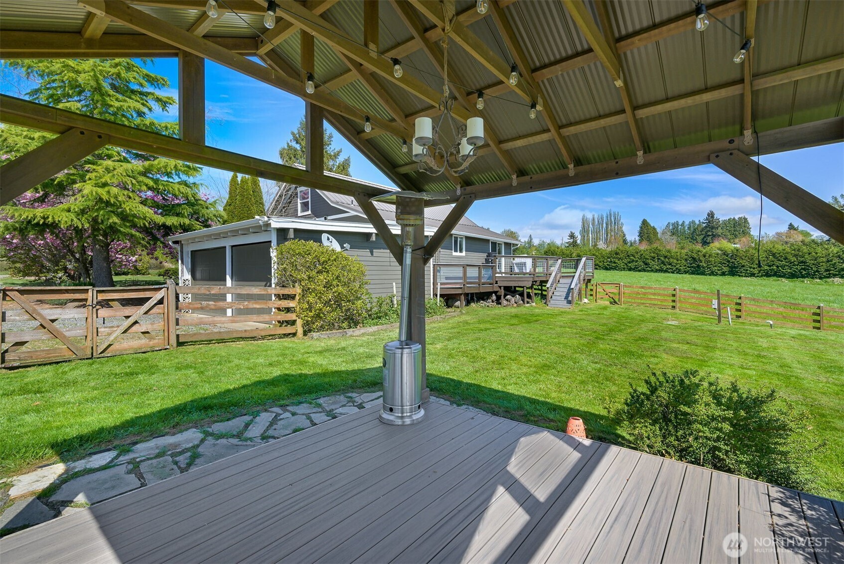 3073 Aldergrove Road Ferndale, WA 98248 - Photo 17 of 40