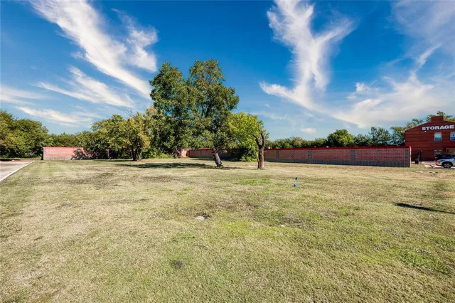 $649,000 | 2401 Arapaho Road, Garland, TX 75044