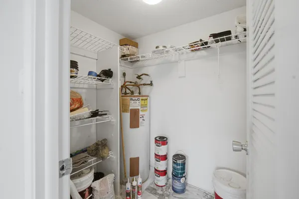 $1,950 | 2801 North Palm Aire Drive, Unit 402, Pompano Beach, FL 33069
