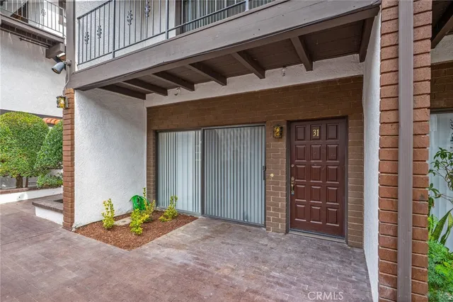 $889,000 | 17200 Newhope Street, Unit 31, Fountain Valley, CA 92708