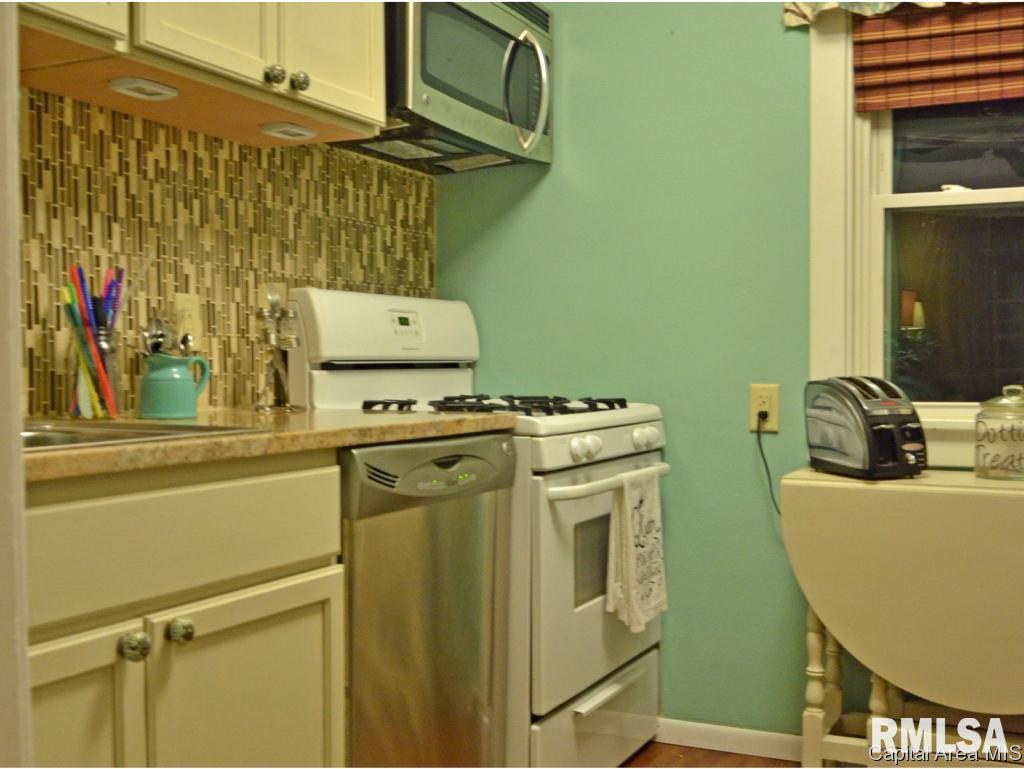 3145 South 5th Street Springfield, IL 62703 - Photo 10 of 22