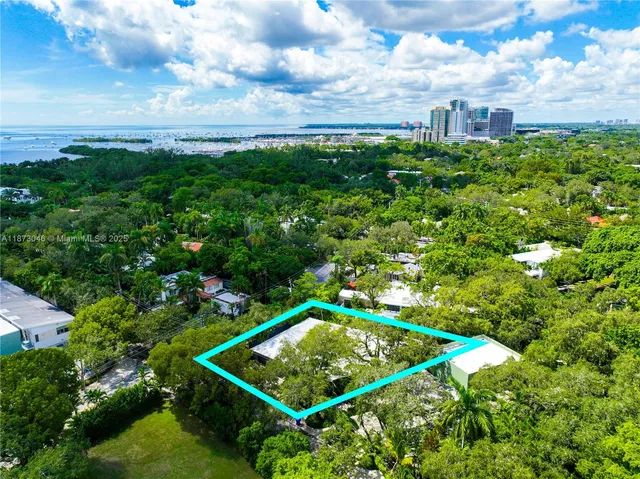 $4,500,000 | 2101 Tigertail Avenue, Miami, FL 33133