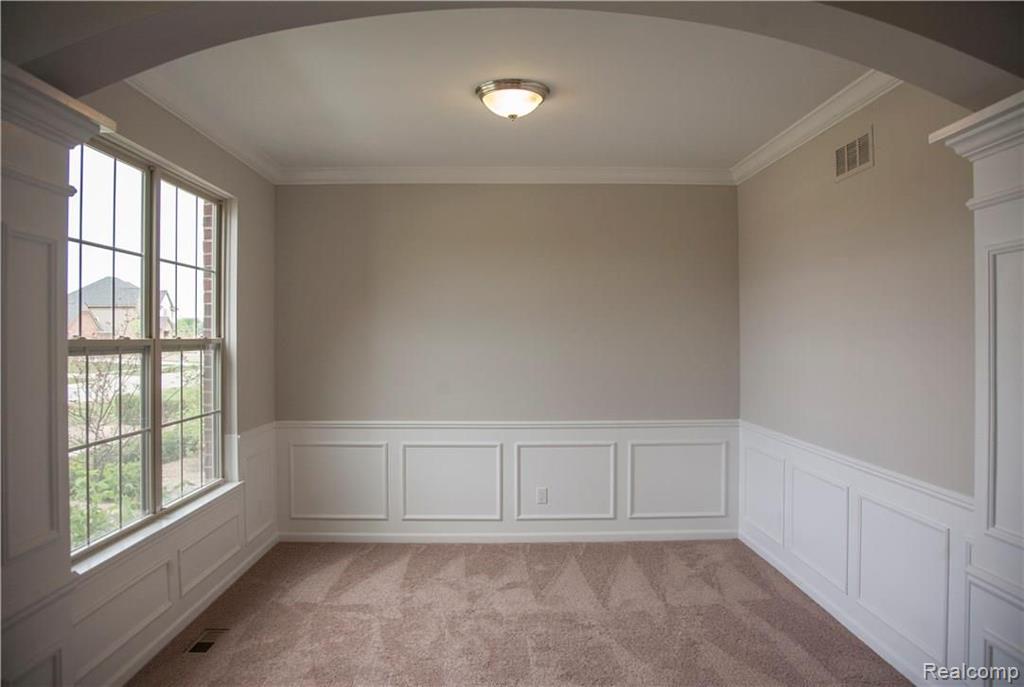 50551 North Scarborough Road Canton, MI 48188 - Photo 6 of 30 Gallery Image 6